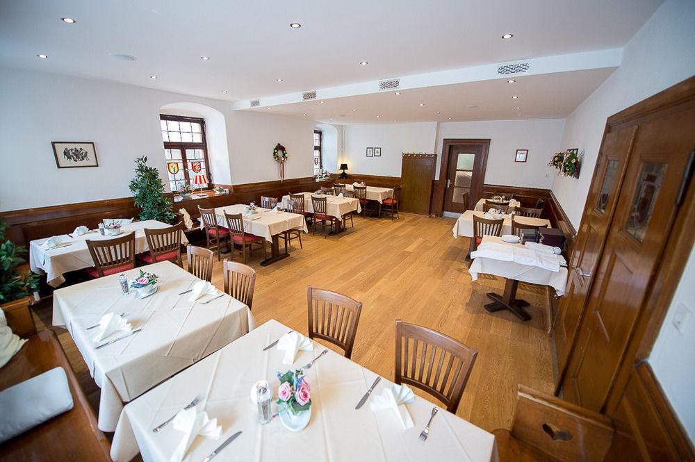 Gasthof Baeren Ochsenfurt Dış mekan fotoğraf